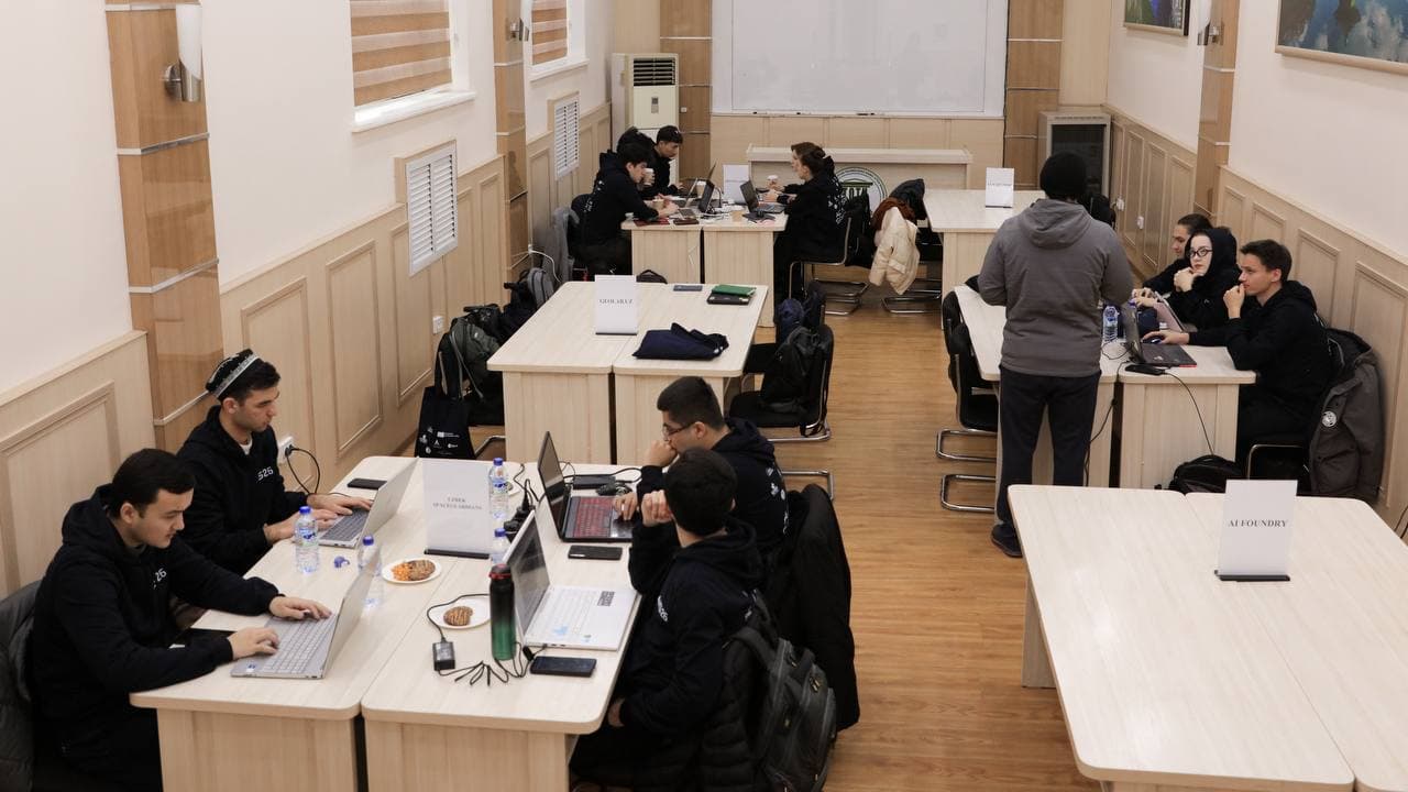 Fransiyada o‘tadigan xalqaro xakatonda O’zbekistondan ishtirok etadigan jamoa nomi ma’lum bo‘ldi