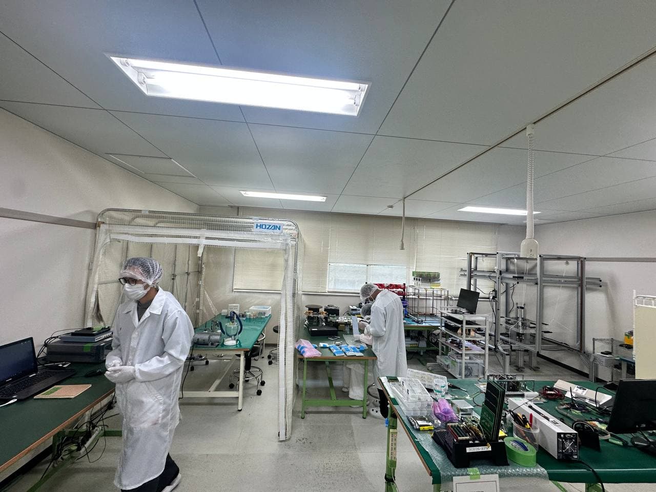 В Японии узбекская молодежь приступила к созданию первого национального научного спутника страны