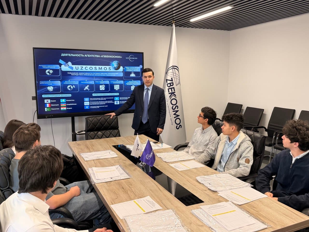 Ёшлар ва космос: “Ўзбеккосмос” агентлиги янги имкониятлар эшигини очмоқда!