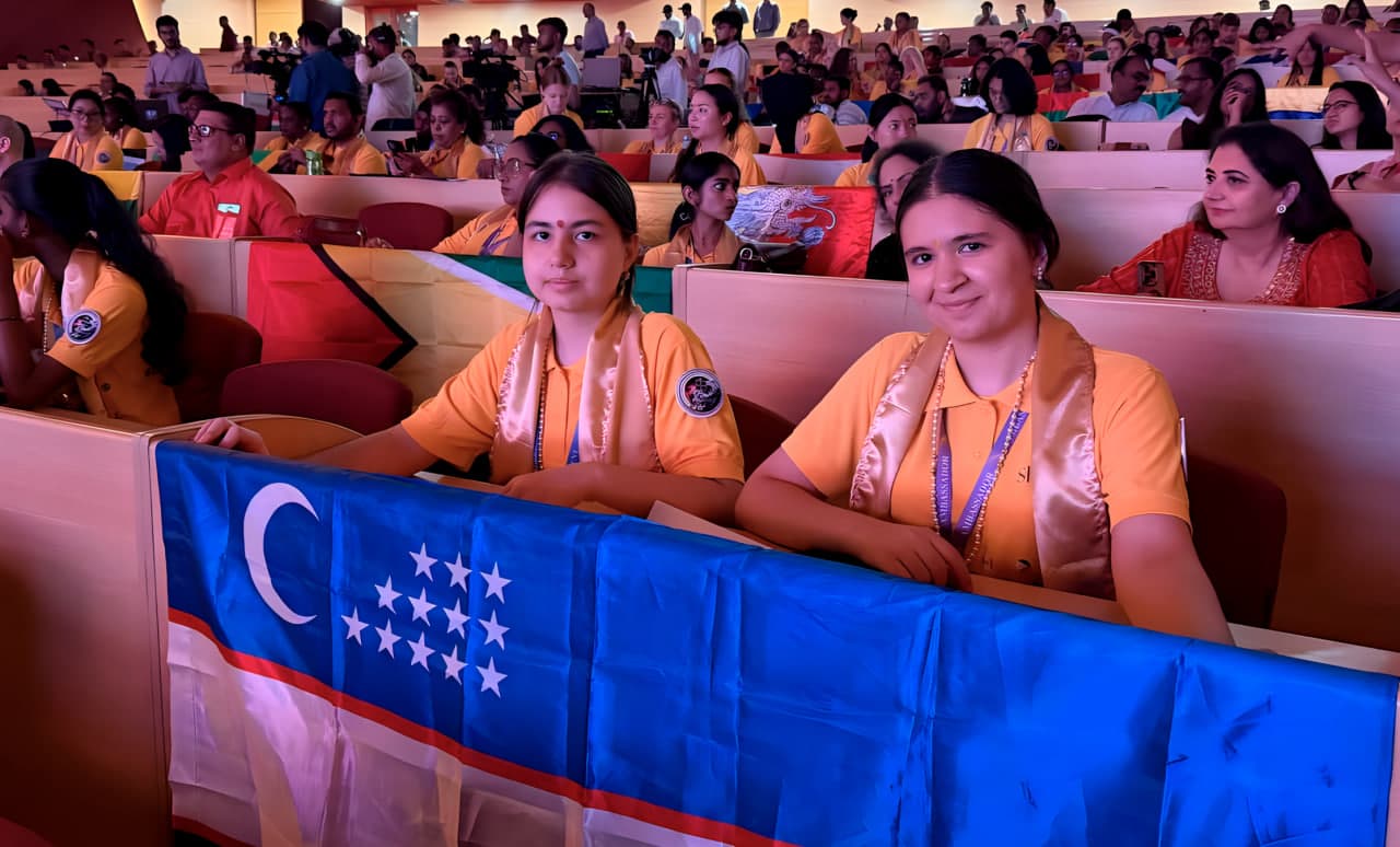O‘zbekistondan — kosmik muhandislik sari: qizlar ShakthiSAT xalqaro missiyasida ishtirok etmoqda