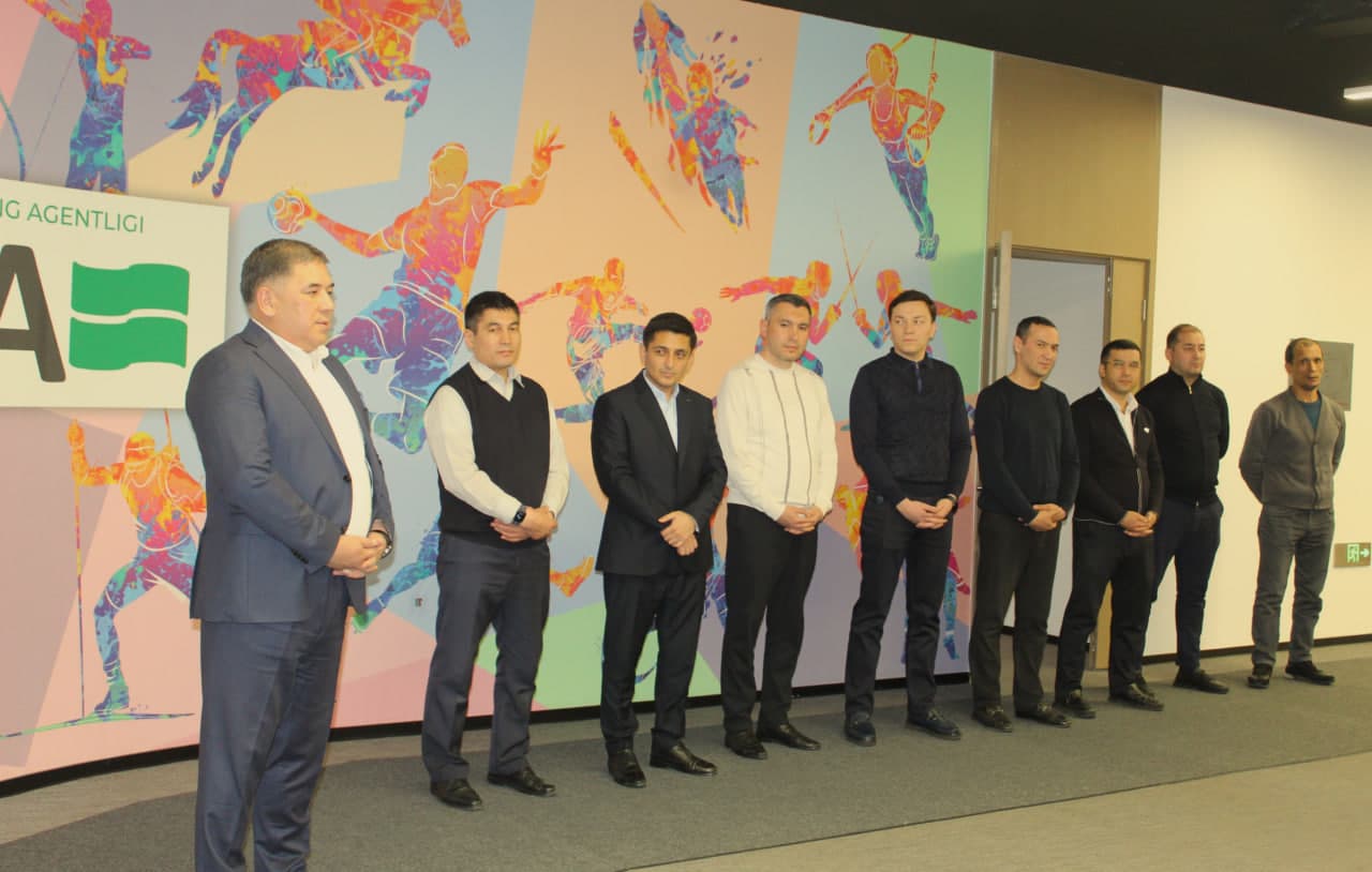 8-mart bayrami munosabati bilan Agentlik xotin-qizlariga ehtirom bildirildi