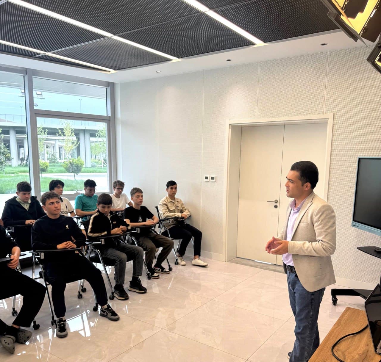 Suzish bo‘yicha terma jamoa a‘zolari uchun seminar o‘tkazildi