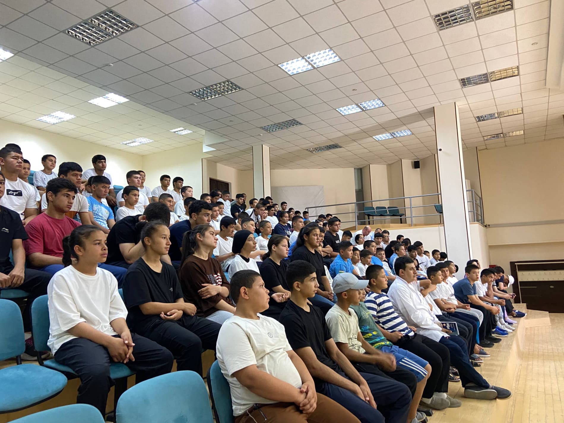 Bilim va mas’uliyat uyg‘unligi: Buxoroda tashkil etilgan seminar-treninglarda 300 dan ortiq sportchilar qamrab olindi