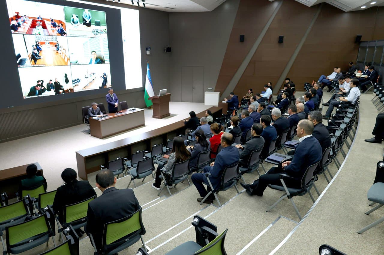 Davlat tilida ish yuritishga bag‘ishlangan seminar o‘tkazildi