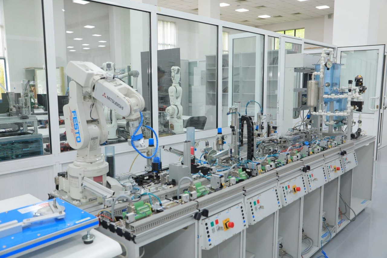 В рамках международного форума министры высшего образования ознакомились с деятельностью Туринского политехнического университета в Ташкенте