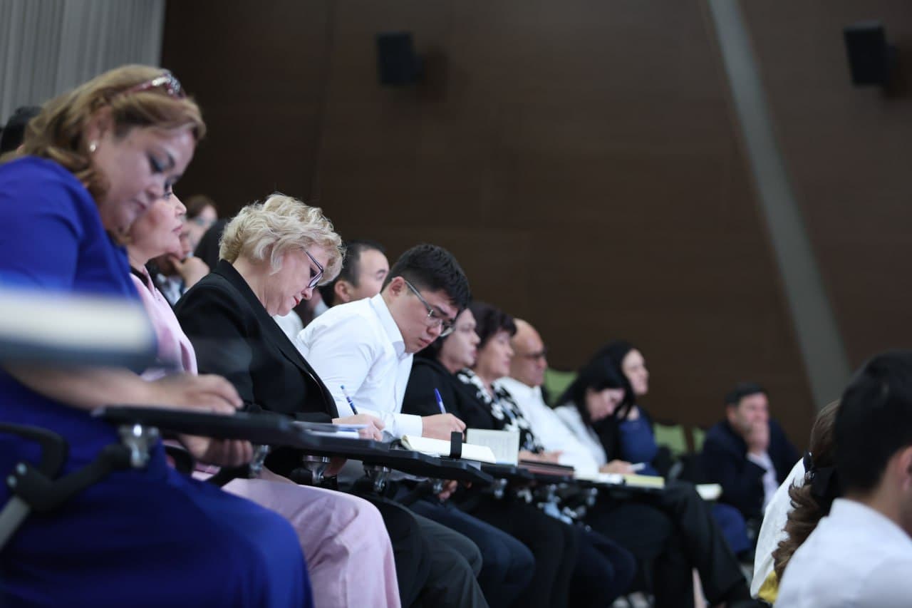 Вазирлик тизим ташкилотлари ҳамда олий таълим муассасаларининг юридик хизмат ва кадрлар бўлими ходимлари учун семинар ташкил этилди