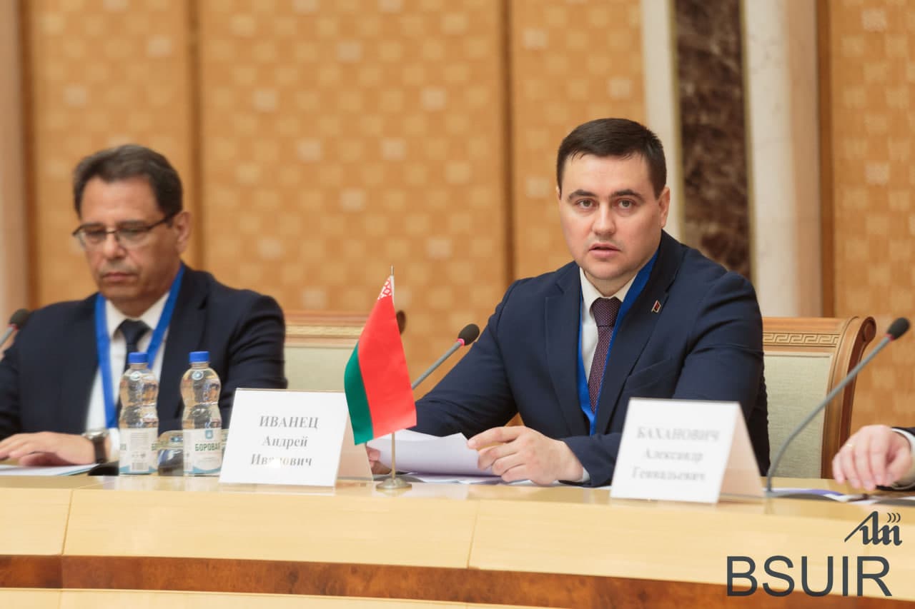 30-aprel kuni Minsk shahridagi Milliy kutubxona binosida birinchi Oʻzbekiston-Belarus professional taʼlim forumini rasmiy ochilish marosimi boʻlib oʻtdi.