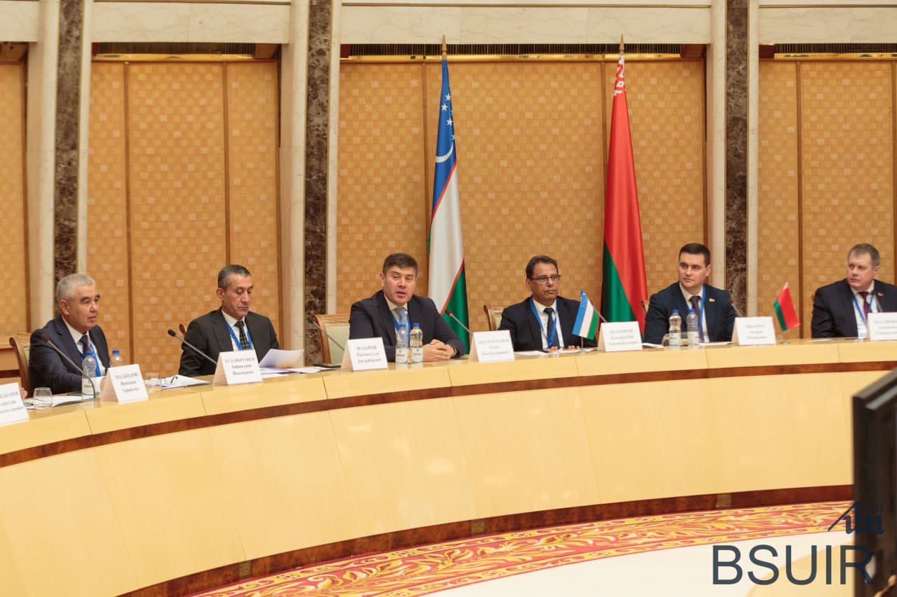 30-aprel kuni Minsk shahridagi Milliy kutubxona binosida birinchi Oʻzbekiston-Belarus professional taʼlim forumini rasmiy ochilish marosimi boʻlib oʻtdi.