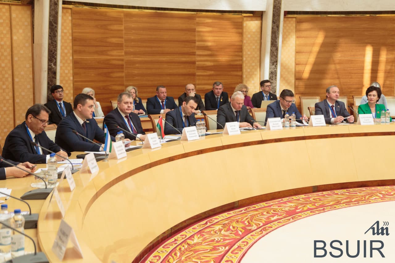 30-aprel kuni Minsk shahridagi Milliy kutubxona binosida birinchi Oʻzbekiston-Belarus professional taʼlim forumini rasmiy ochilish marosimi boʻlib oʻtdi.