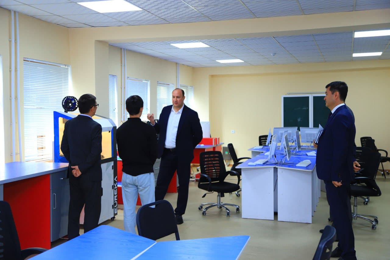 Вазири ўринбосари Жиззах вилоятидаги олий таълим муассасаларининг илмий ва инновацион фаолиятини кўздан кечирди