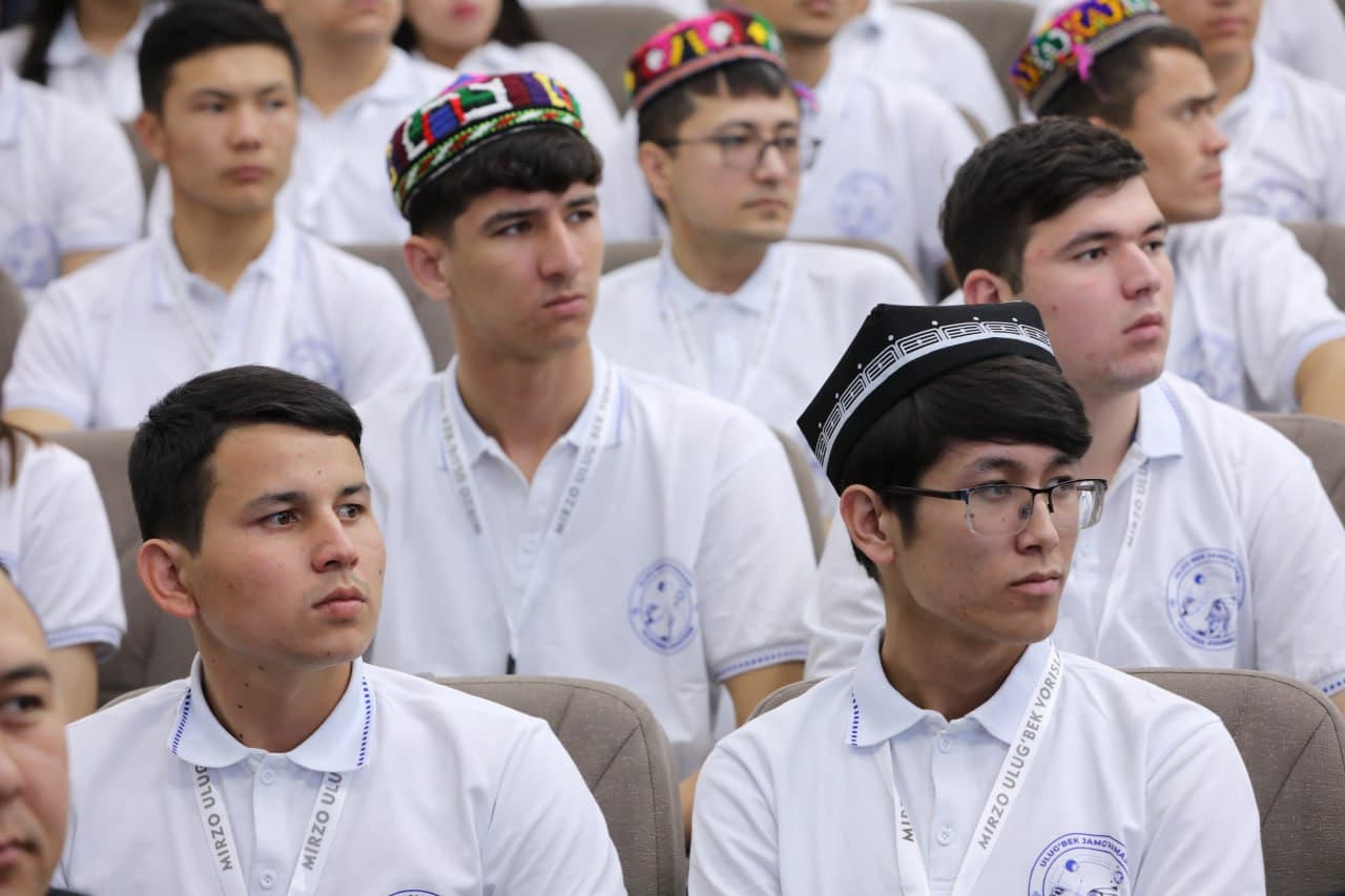 “Мирзо Улуғбек ворислари” танлови республика босқичининг барча иштирокчиси Тошкентдаги Турин политехника университетига имтиҳонсиз, танлов ғолиблари эса 2-курсдан ўқишга қабул қилинади