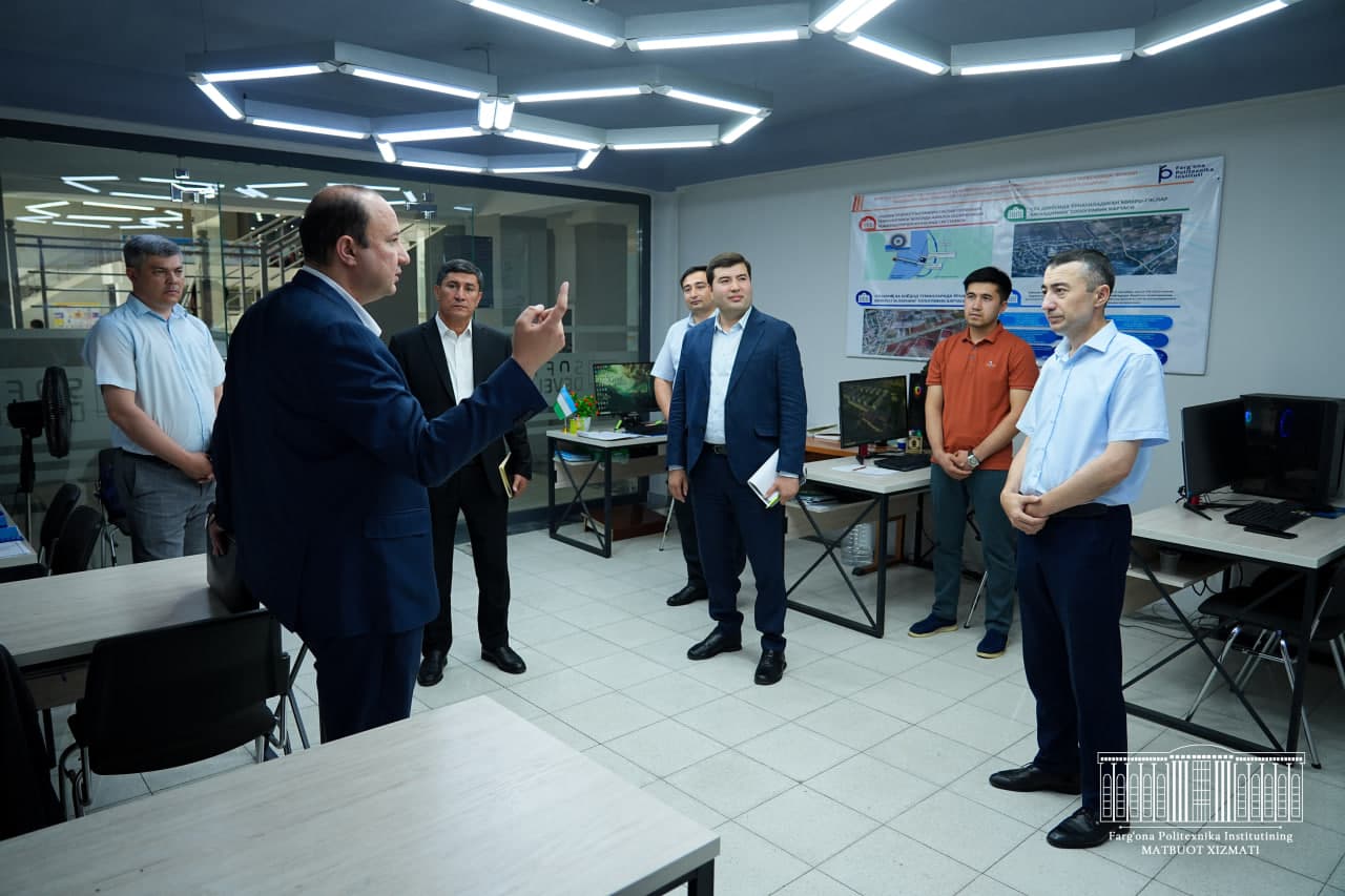 Заместитель министра высшего образования, науки и инноваций Отабек Махкамов посетил Ферганский политехнический институт