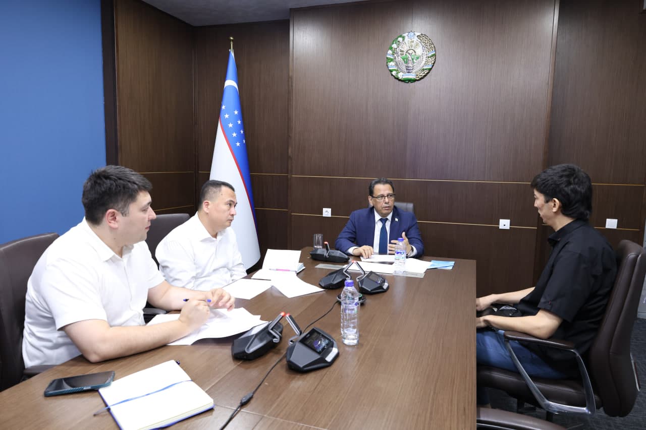 5 июнь куни фуқароларнинг олий ва профессионал таълим, фан ҳамда инновациялар соҳаларига оид масалаларига ечим бериш мақсадида вазир Қўнғиротбой Шарипов навбатдаги қабулни ўтказди.