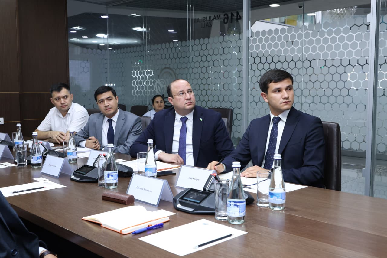 Обсуждены перспективы развития с компанией ELSEVIER