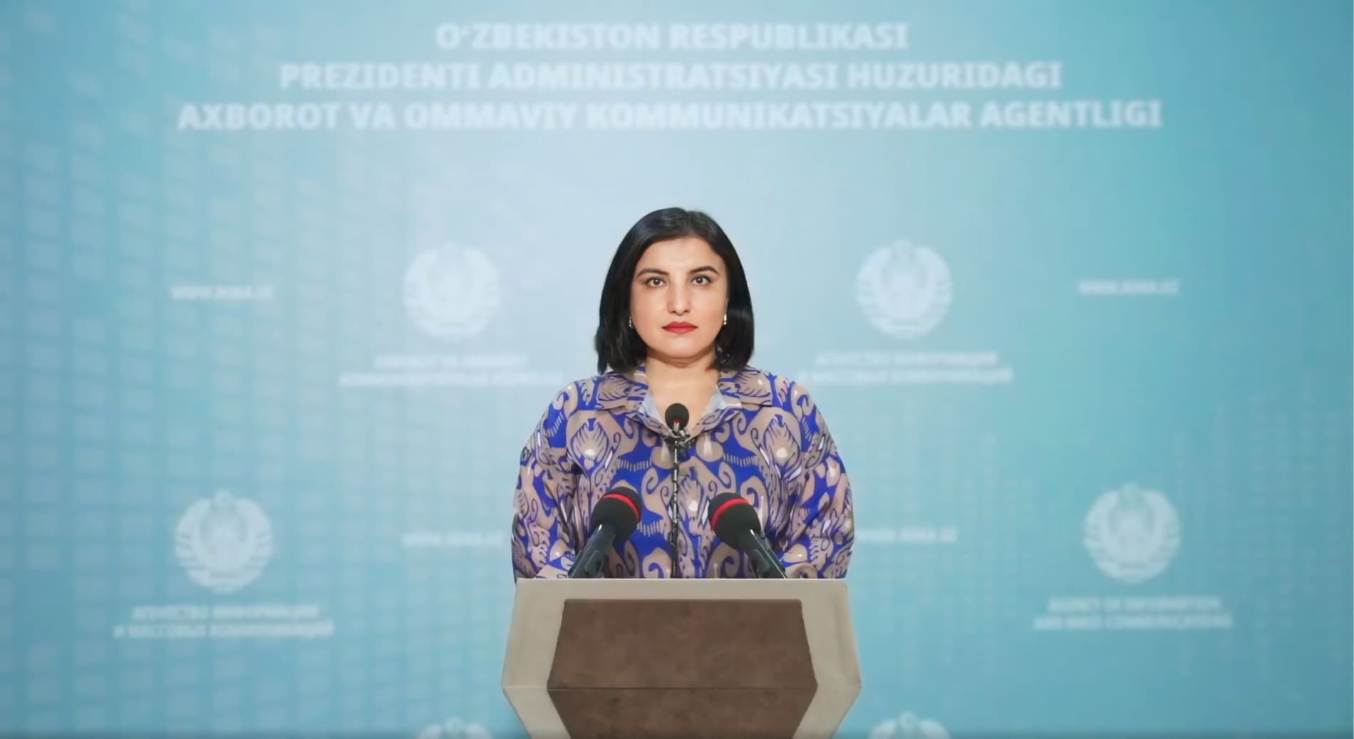 Oliy ta’lim, fan va innovatsiyalar vazirligi axborot xizmati rahbari Nazokat Abduqunduzova ishtirokida brifing