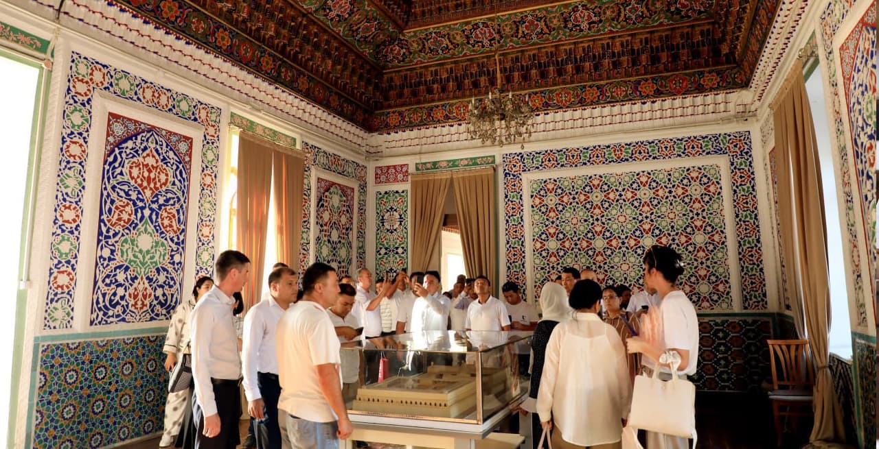 Qo‘qonda turizm sohasida kadrlar tayyorlash istiqbollari muhokama qilinmoqda