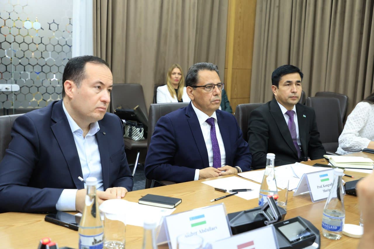 Обсуждены вопросы сотрудничества с Латвией в сфере цифровизации образования