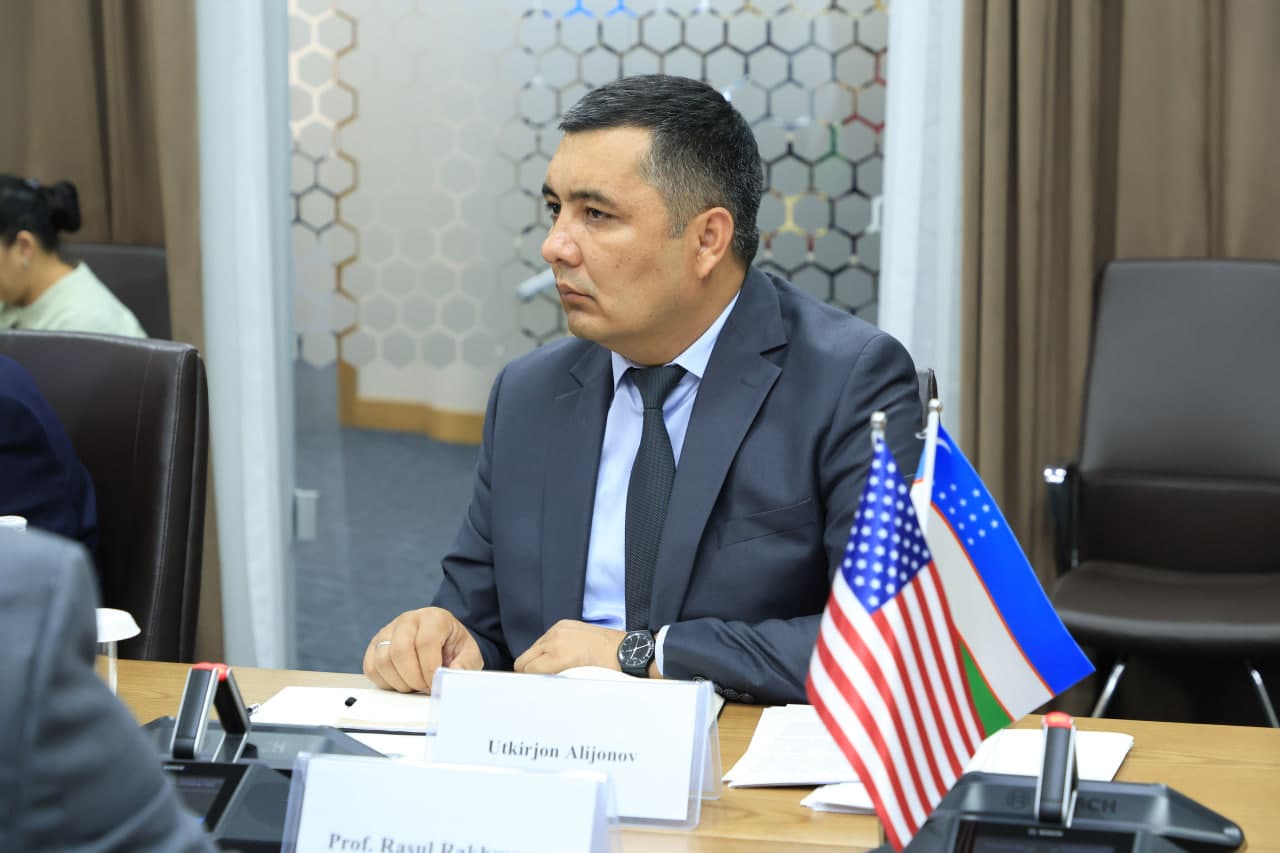 GWP Solutions компанияси билан касбий таълим соҳасида ҳамкорлик истиқболлари муҳокама қилинди