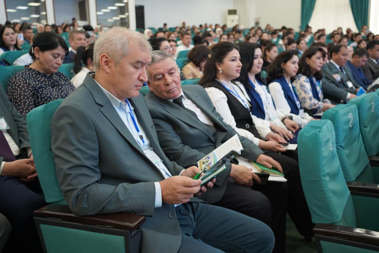 100 nafarga yaqin talaba 9 ta xorijiy til bo‘yicha fan olimpiadasida o‘z bilimini sinamoqda