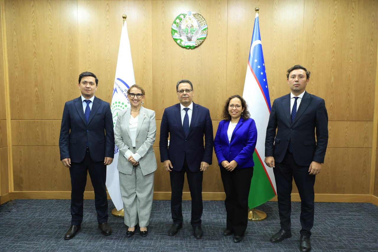 3 октябр куни Олий таълим, фан ва инновациялар вазири Қўнғиротбой Шарипов БМТнинг Савдо ва тараққиёт конференцияси (УНCТАД) Бош котиби Ребека Гринспан билан учрашув ўтказди.