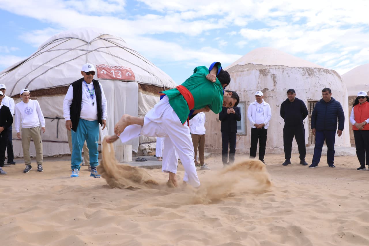 Toshkent davlat iqtisodiyot universiteti Qoraqalpog‘istonning Ellikqal’a tumanida “Sahro sadosi” II Xalqaro yoshlar festivalini o‘tkazdi