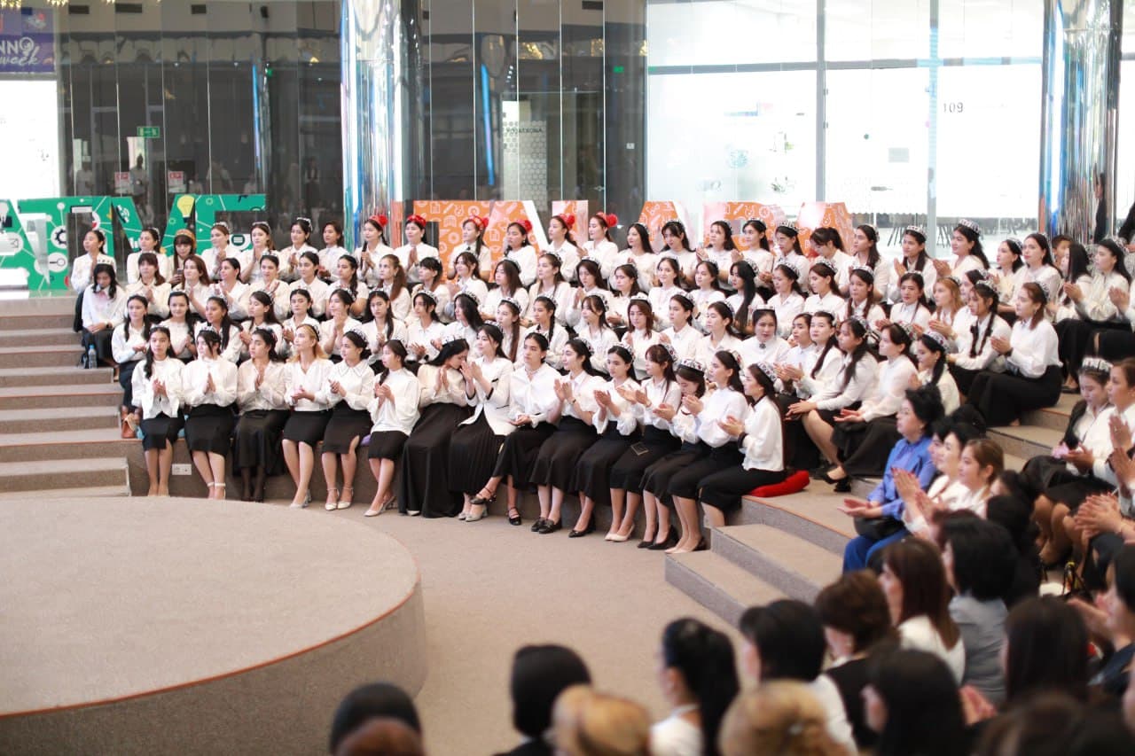 "Қизларжон" клуби республика форуми бўлиб ўтди