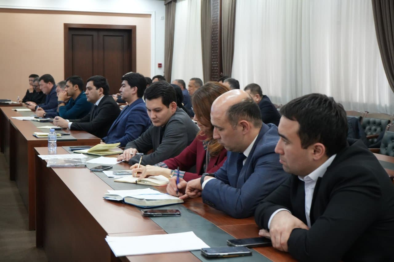 Investitsiya mablag‘larini jalb qilish va eksport ko‘rsatkichlarini oshirish vazifalari muhokama qilindi