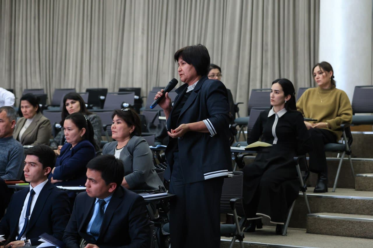 Ijro intizomi va murojaatlar bilan ishlash bo‘yicha o‘quv kursi tinglovchilariga sertifikatlar topshirildi