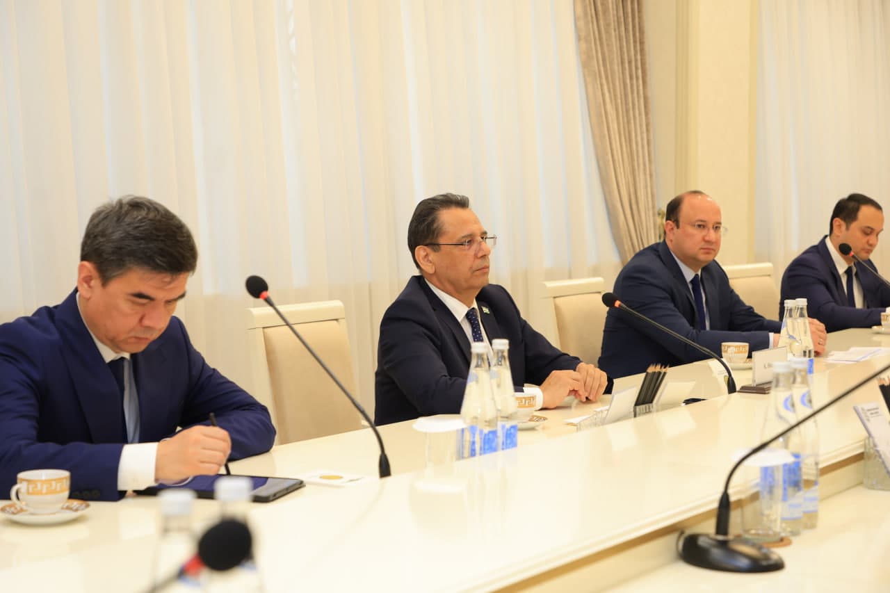 Oliy ta’lim, fan va innovatsiyalar vazirligi hamda Mudofaa vazirligi o’rtasida hamkorlik bitimi imzolandi