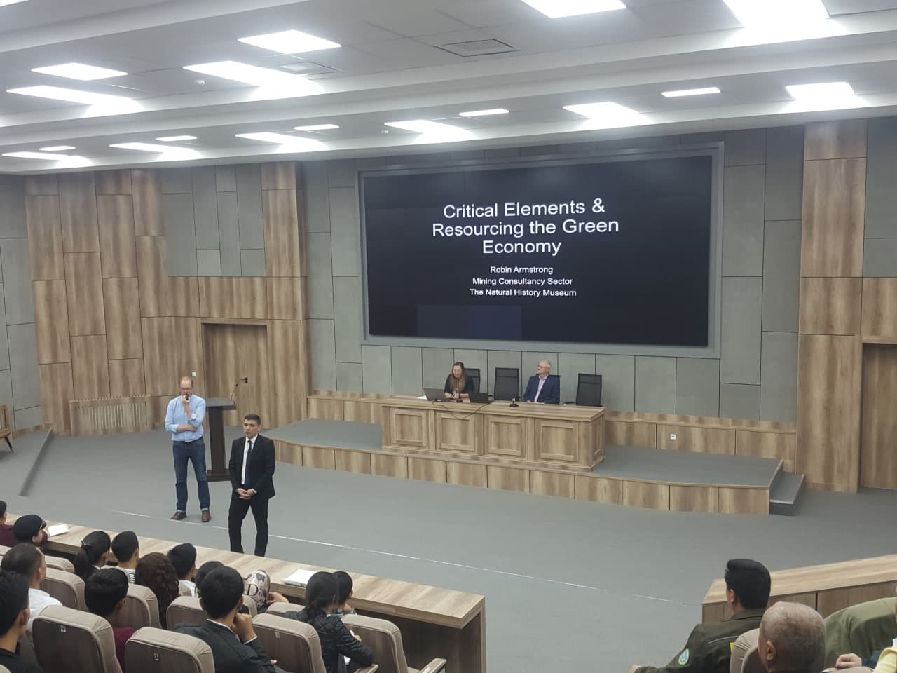 Узбекистан раскрывает потенциал редкоземельных металлов для зеленой экономики