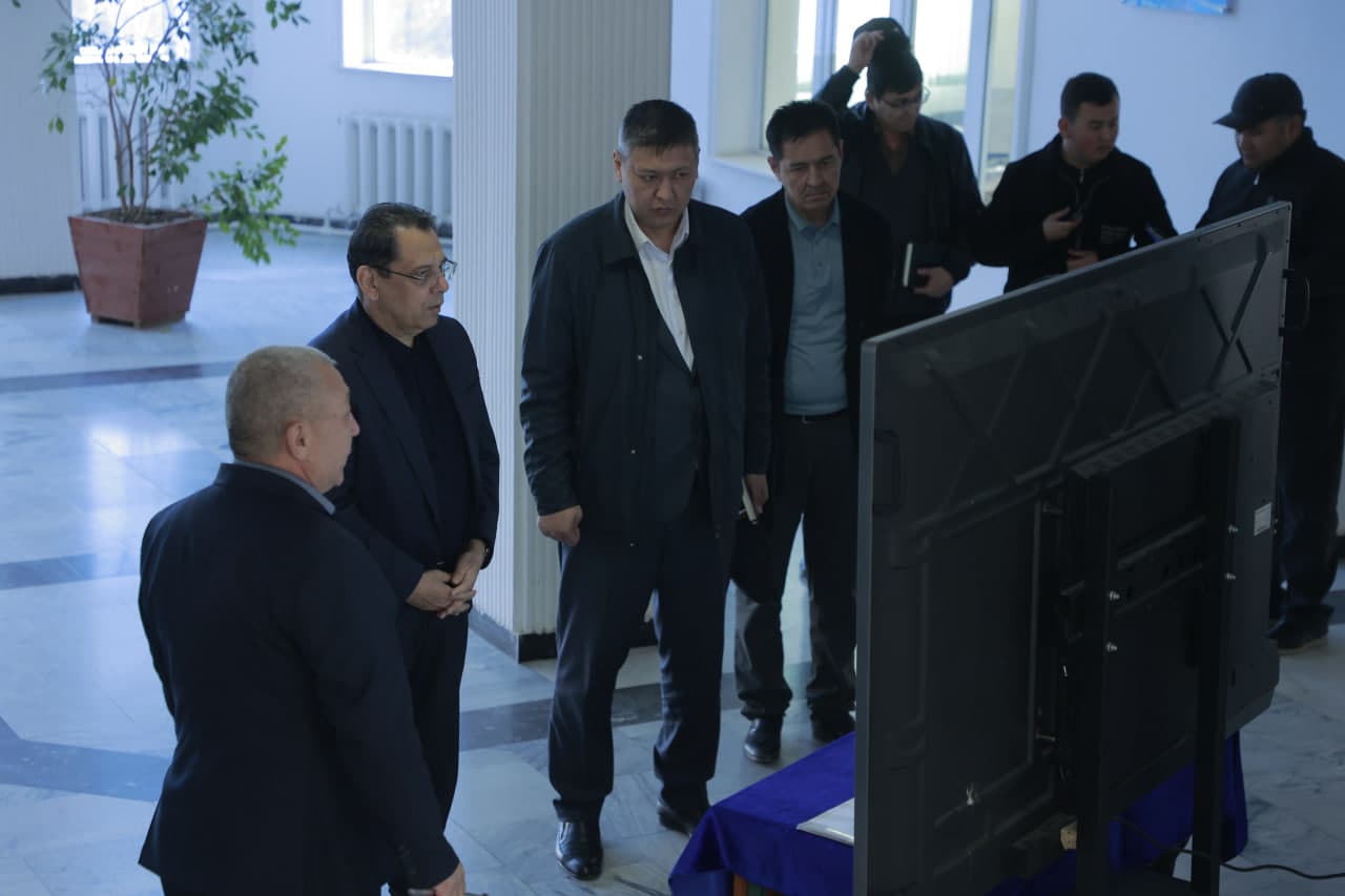 Vazir Nukus shahar 1-sonli politexnikumiga tashrif buyurdi