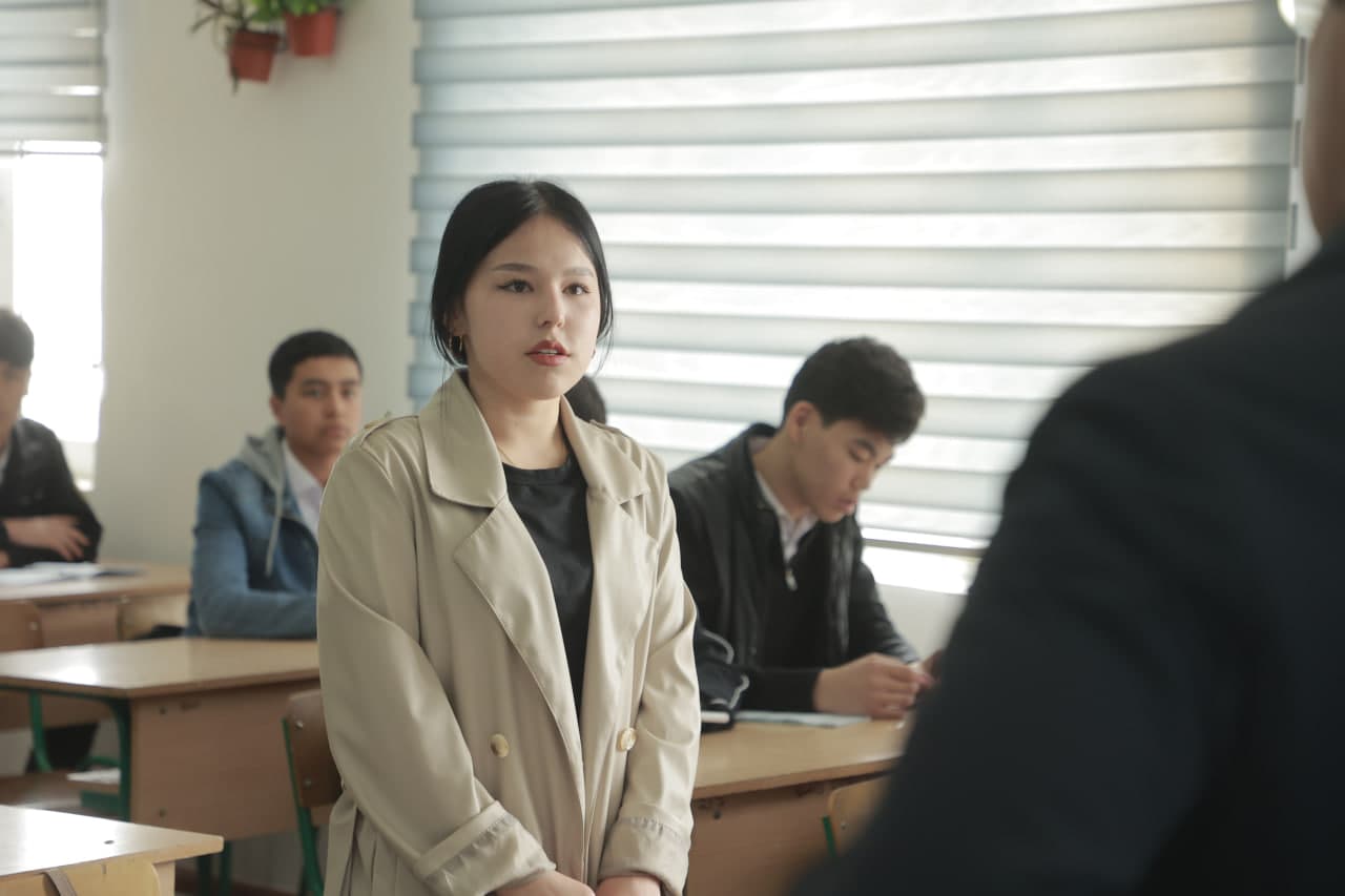 Vazir Nukus shahar 1-sonli politexnikumiga tashrif buyurdi