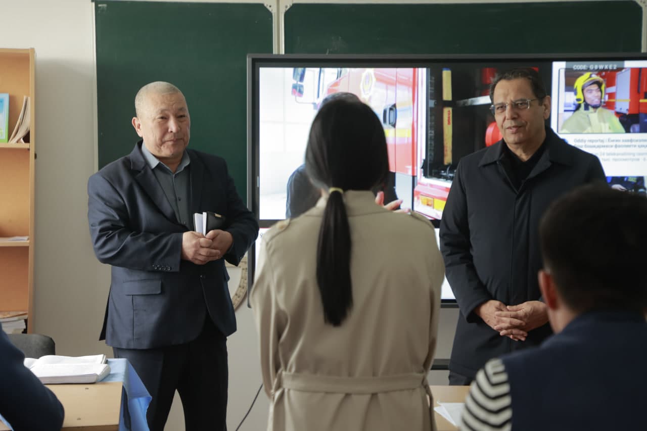 Vazir Nukus shahar 1-sonli politexnikumiga tashrif buyurdi