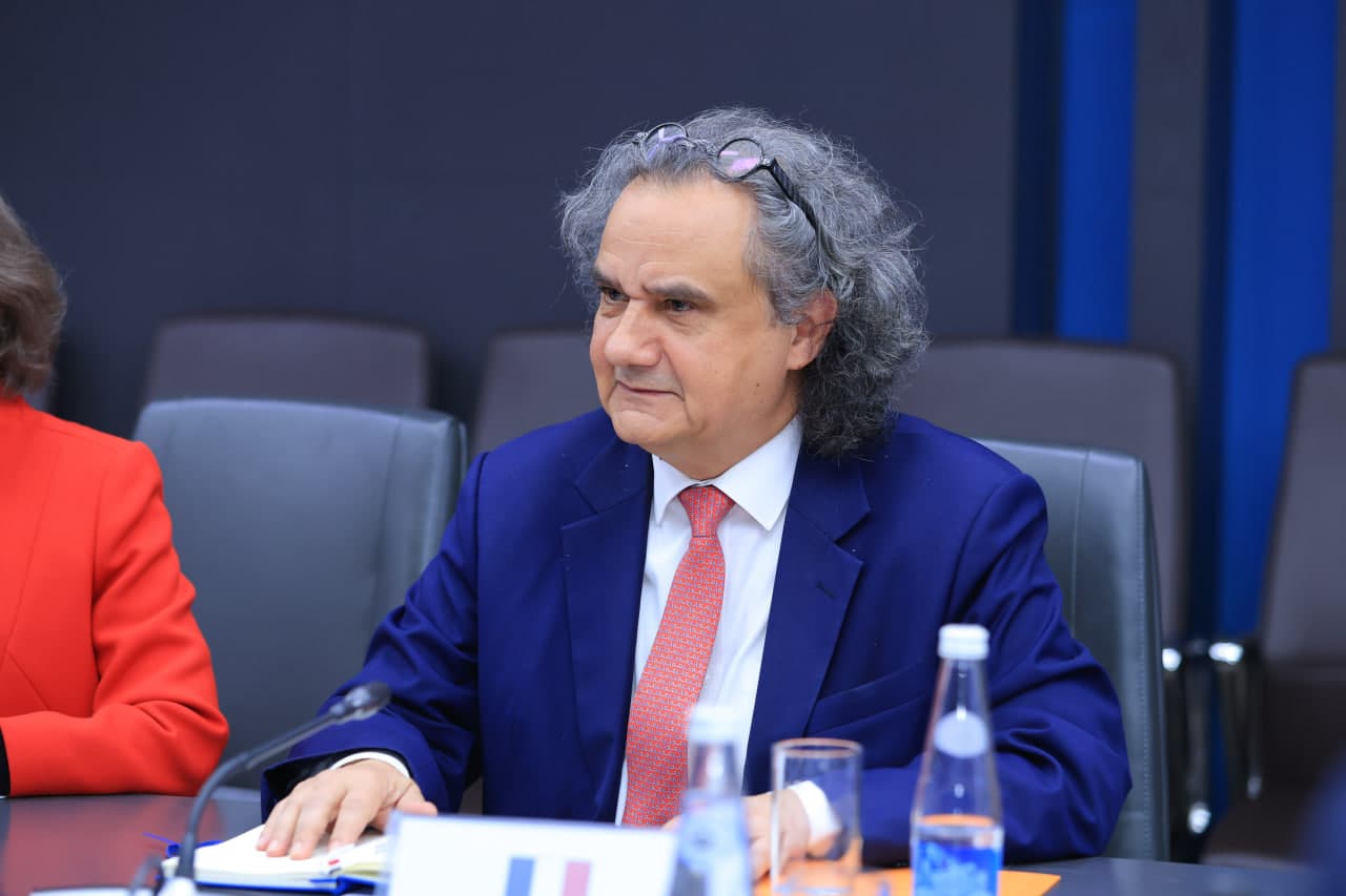 Oʻzbekistonda Oʻzbek-Fransuz universiteti tashkil etiladi: Fransiya elchisi bilan uchrashuv boʻlib oʻtdi