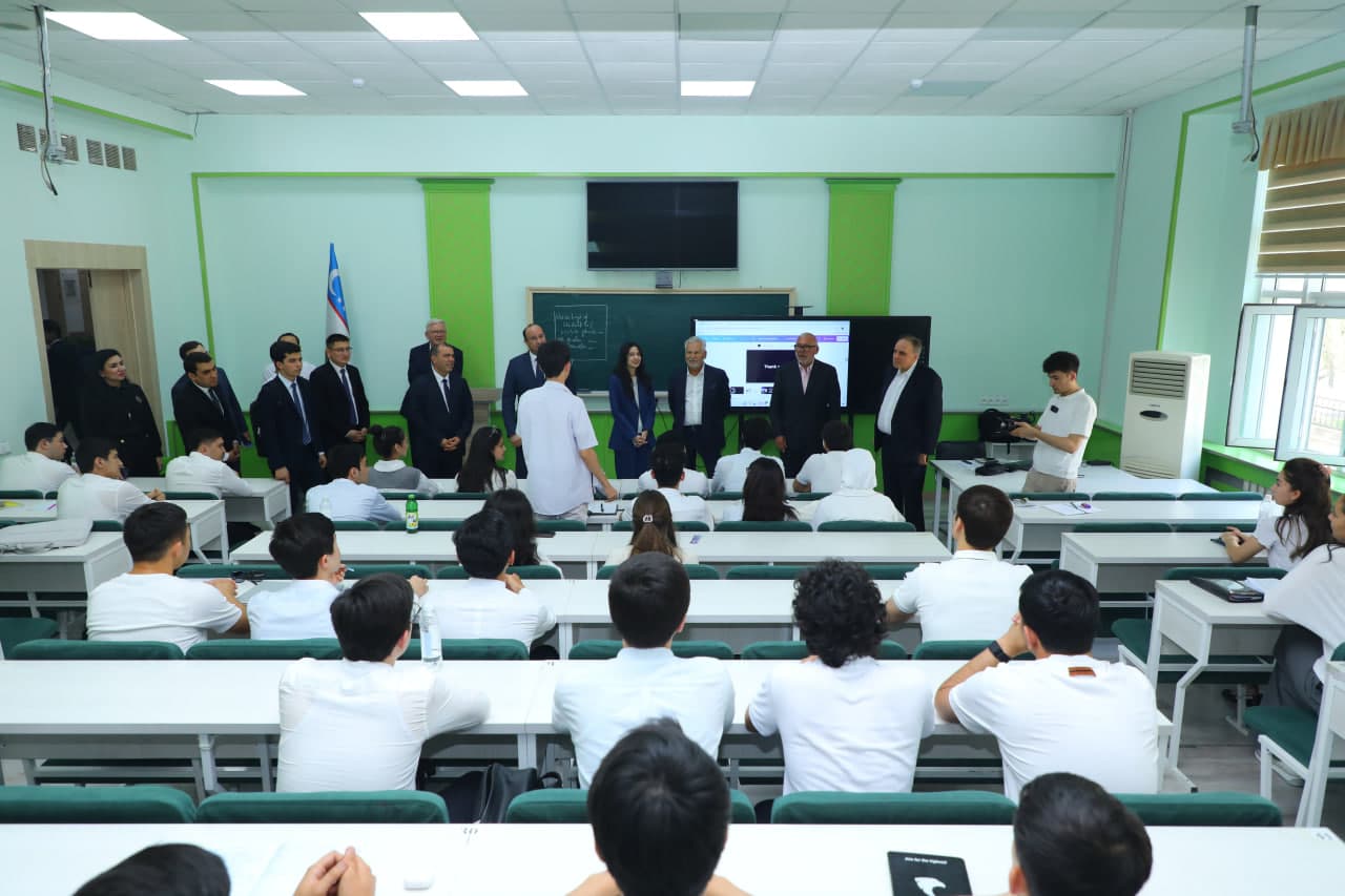 Oliy ta’lim bo‘yicha Xalqaro maslahat kengashi vakillari bilan uchrashuv o‘tkazildi