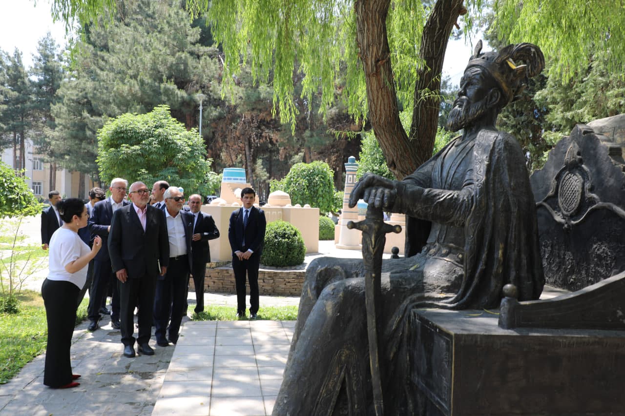 Oliy ta’lim bo‘yicha Xalqaro maslahat kengashi vakillari bilan uchrashuv o‘tkazildi