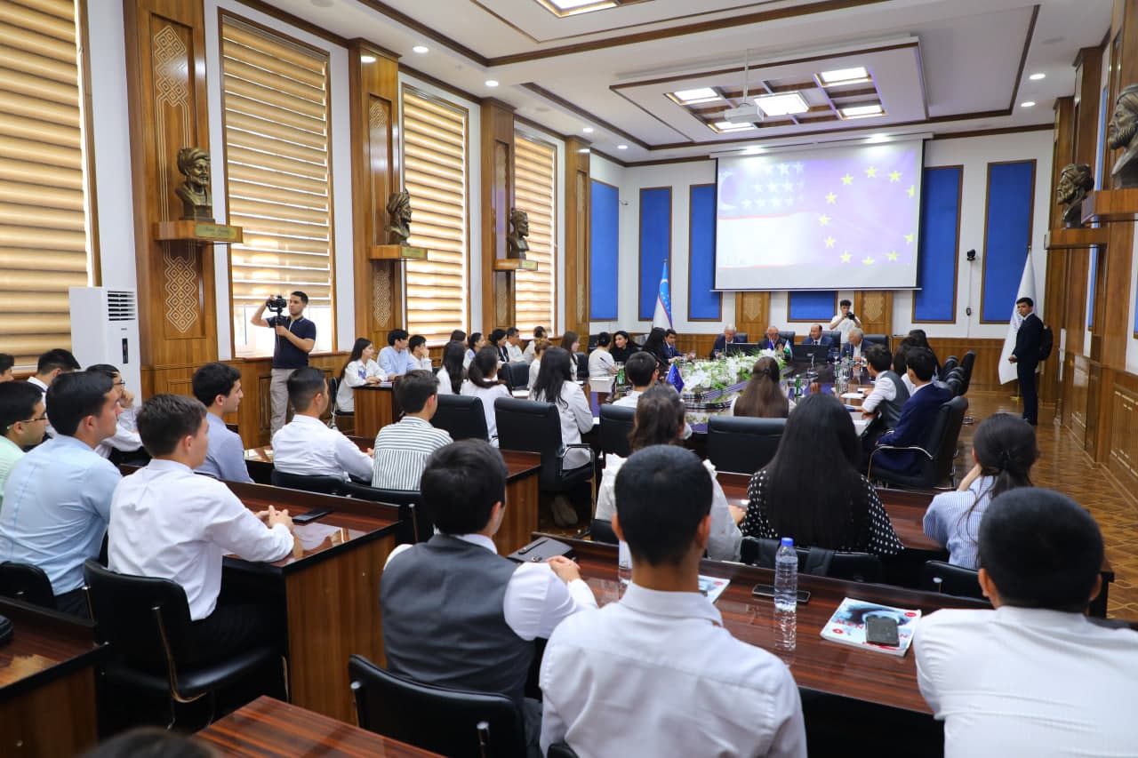 Oliy ta’lim bo‘yicha Xalqaro maslahat kengashi vakillari bilan uchrashuv o‘tkazildi
