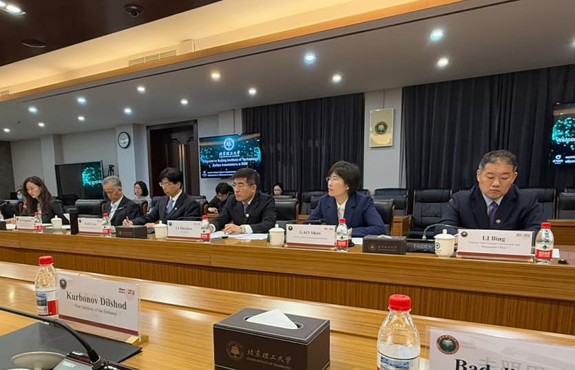 Vazir Pekin texnologiya universitetida: yuqori malakali muhandislarni tayyorlash boʻyicha yangi tashabbuslar ilgari surildi