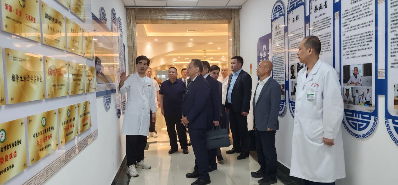 O‘zbekiston oliy ta’lim vaziri Xitoyning yetakchi universitetlarida uchrashuvlar o‘tkazdi