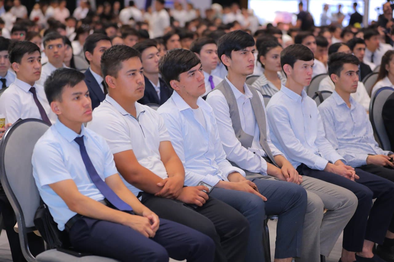 “TalabaExpo–2025” ko‘rgazmasi doirasida nufuzli oliy ta’lim tashkilotlarining taqdimotlari bo‘lib o‘tdi