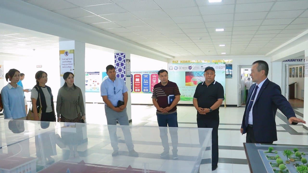 Qoraqalpoq davlat universitetida OAV vakillari ishtirokida press-tur tashkil etildi