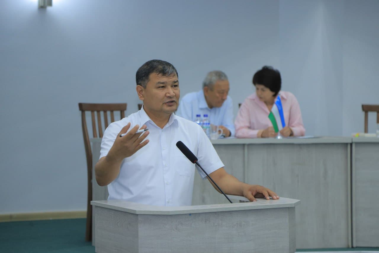 Vazirlik huzuridagi Jamoatchilik kengashi Jizzaxda oliy ta’limdagi dolzarb masalalarni muhokama qildi