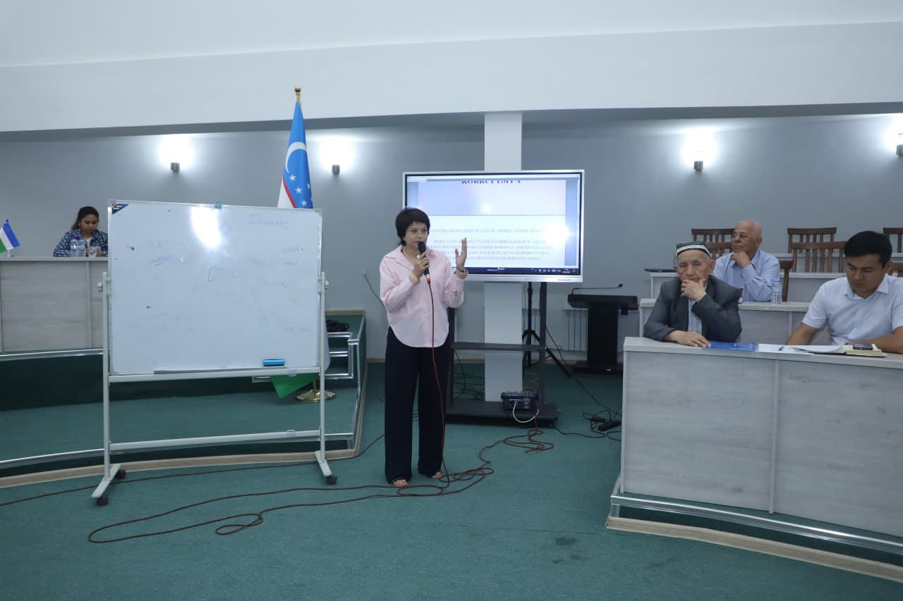 Vazirlik huzuridagi Jamoatchilik kengashi Jizzaxda oliy ta’limdagi dolzarb masalalarni muhokama qildi