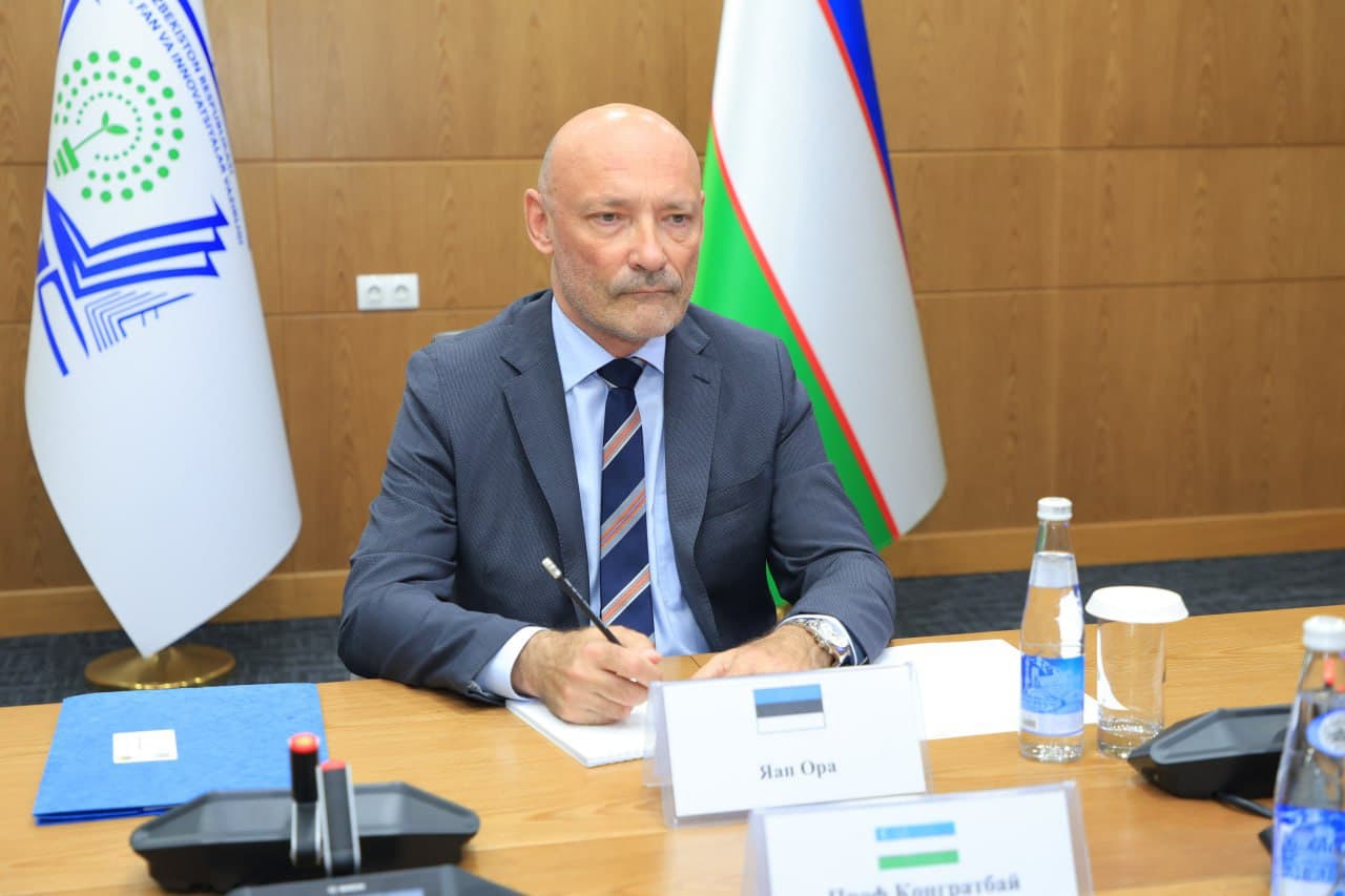 Vazir Estoniya elchisi bilan uchrashdi