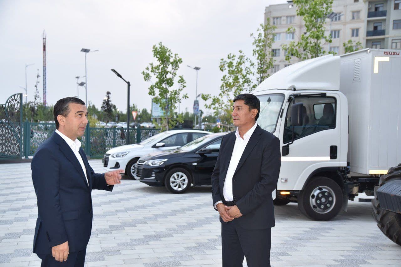 Vazir o‘rinbosari Farg‘ona viloyatidagi kasbiy ta’lim muassasalarida amalga oshirilayotgan ishlar bilan tanishdi