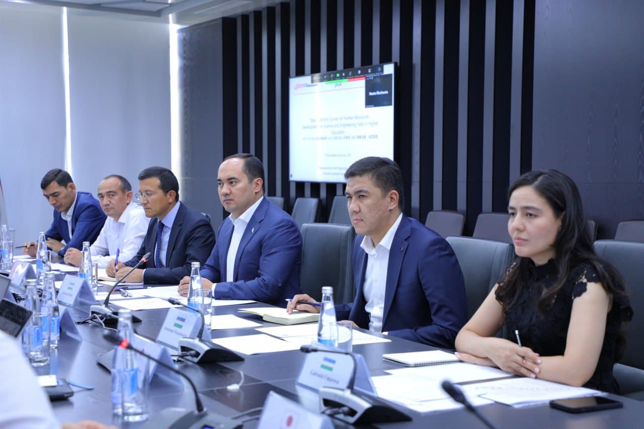 Oliy taʼlim, fan va innovatsiyalar vazirligida JICA tadqiqot guruhi bilan uchrashuv boʻlib oʻtdi