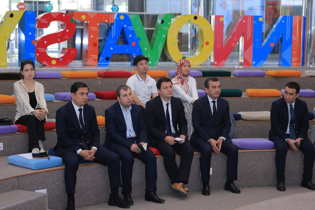 “Stipendium Hungaricum” dasturining 2025/2026-o‘quv yilgi stipendiatlari bilan uchrashuv bo‘lib o‘tdi