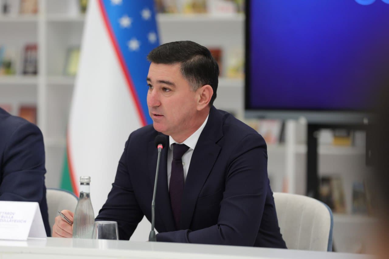Bugun Toshkent shahridagi Yoshlar ijod saroyida “Rahbar va yoshlar uchrashuvi” bo‘lib o‘tdi