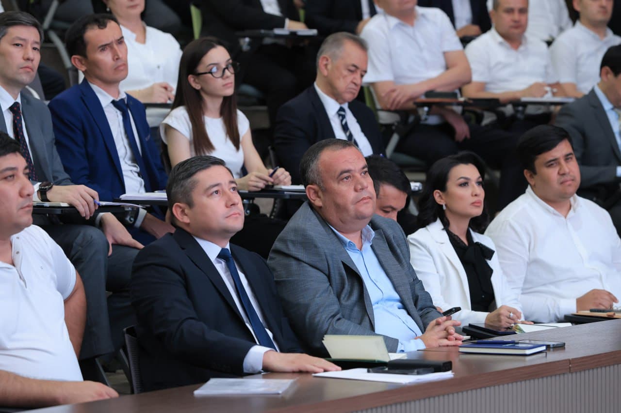 Oliy ta’lim muassasalari bitiruvchilarining bandligini ta’minlash masalalari muhokama qilindi