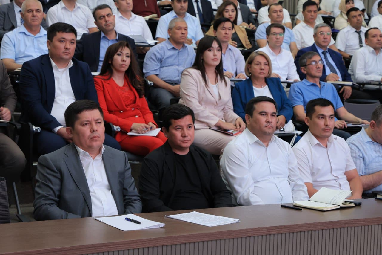 Oliy ta’lim muassasalari bitiruvchilarining bandligini ta’minlash masalalari muhokama qilindi